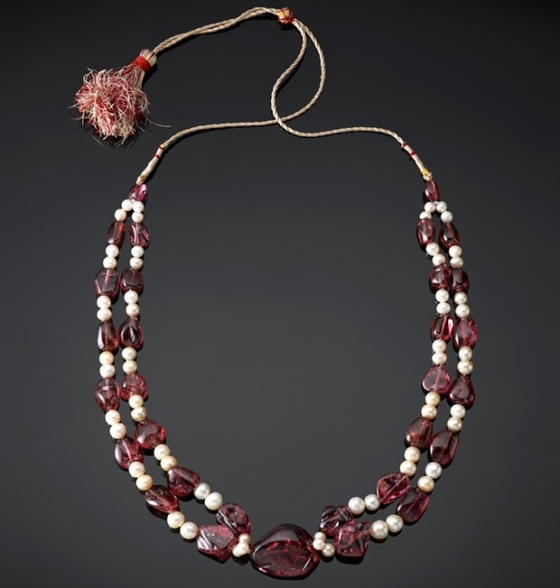 Bejewelled spinel necklace
